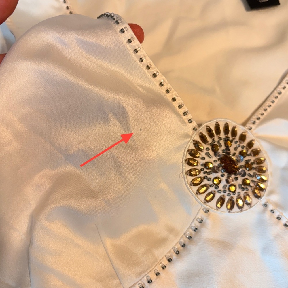 Vintage Y2K Silky Cream Embellished V Neck New York & Co Tank Top Size Small - Picture 8 of 10